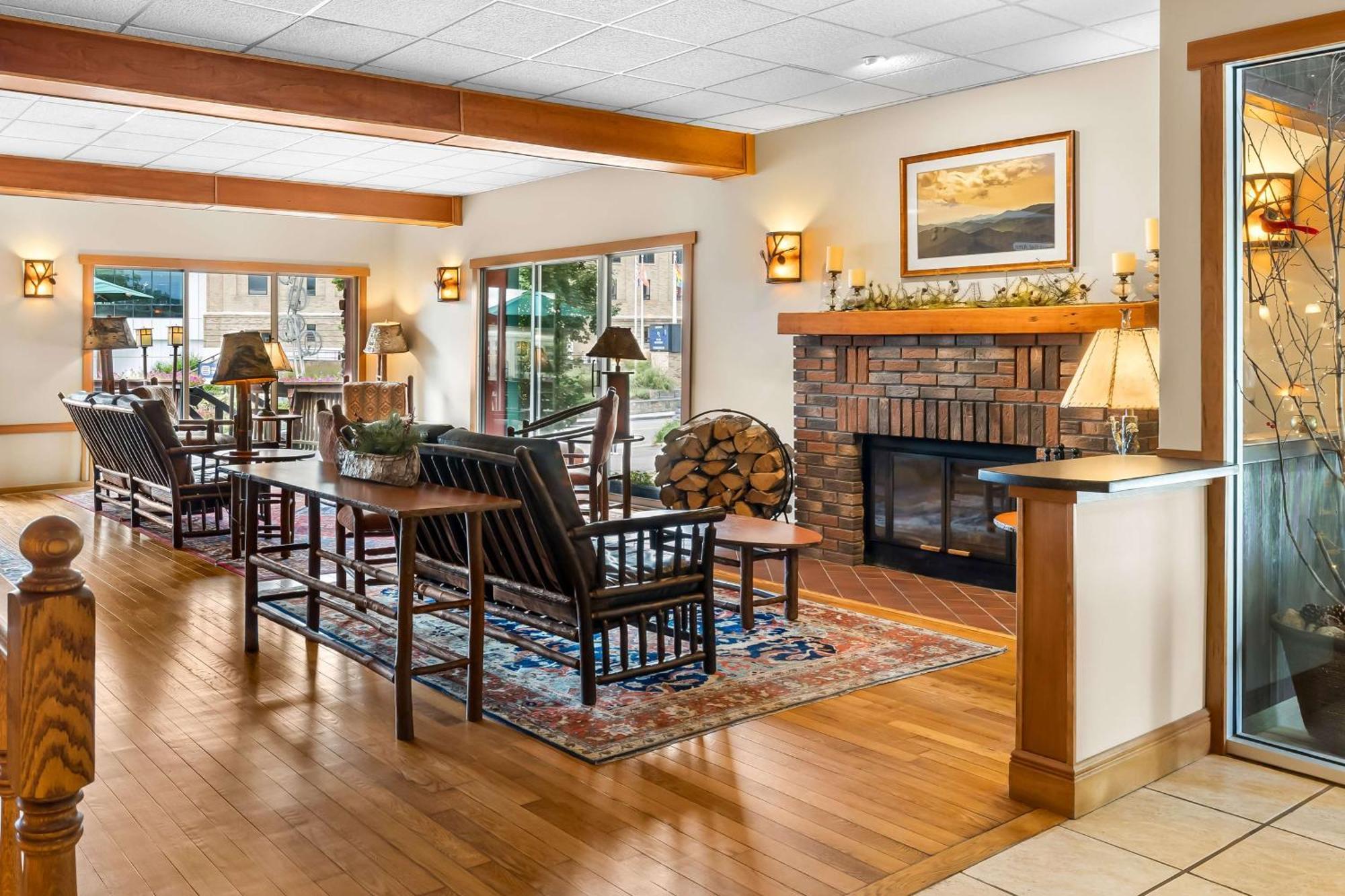 Best Western Adirondack Inn Lake Placid Exterior foto